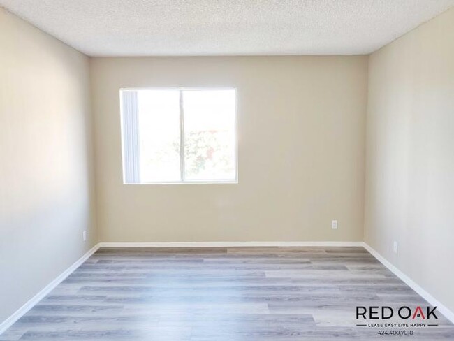 Building Photo - 2 bedroom in Los Angeles CA 91042