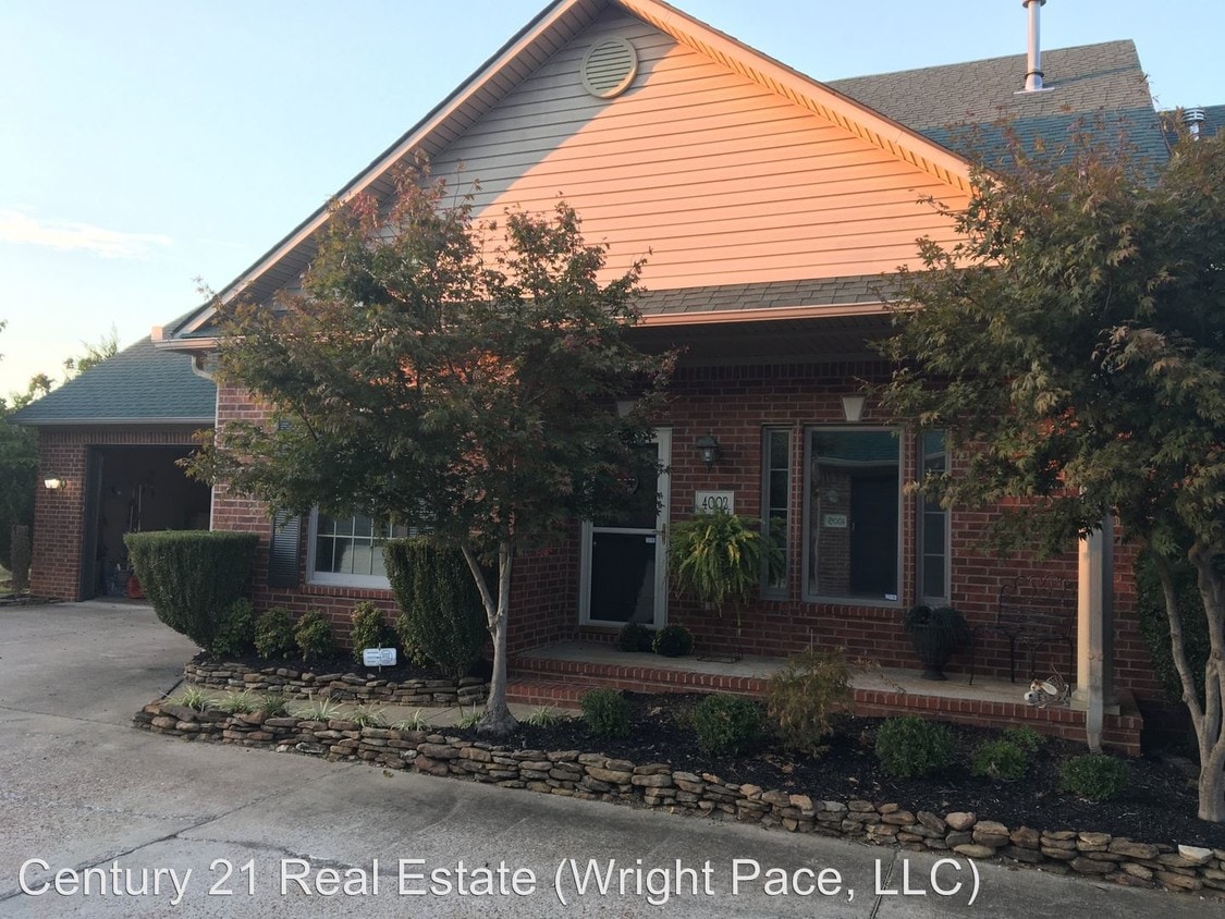 Primary Photo - 4002 Ridgepointe Cv