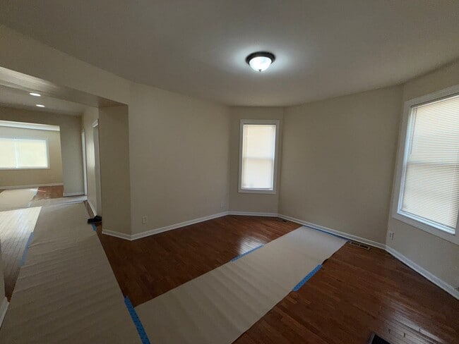 Foto del edificio - 7423 S St Lawrence Ave