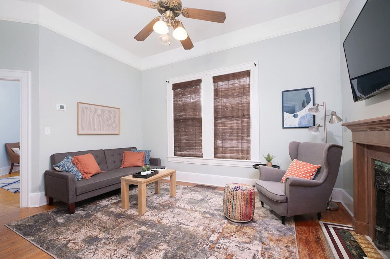 Foto principal - 240 SW 3rd St