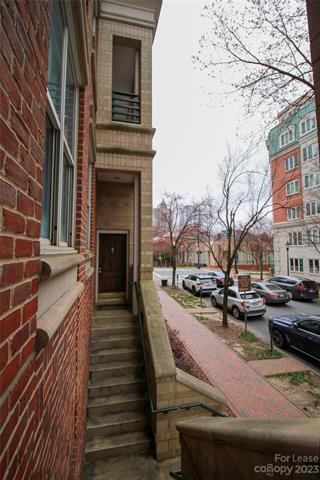 Building Photo - 400 N Church St