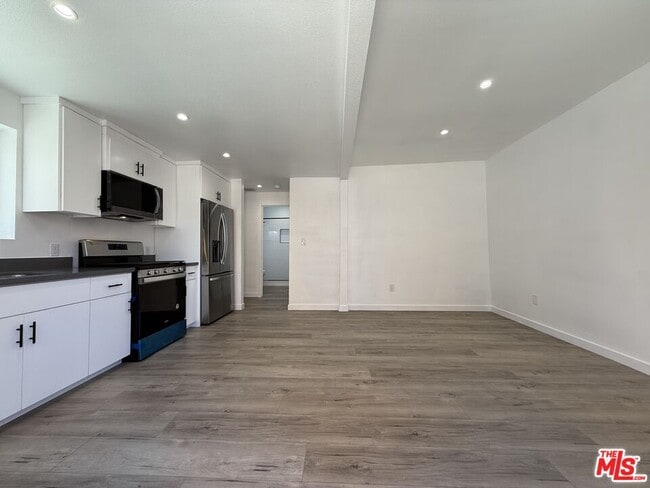 Building Photo - 1111 Orizaba Ave
