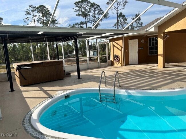 Building Photo - 3480 45th Ave NE