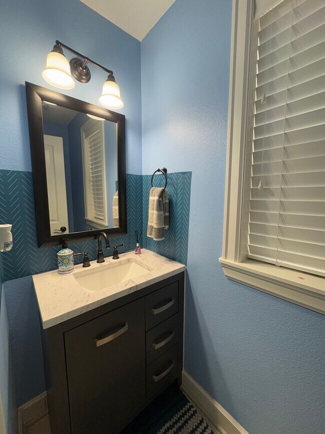 Foto del edificio - 6086 NW 170th Ave