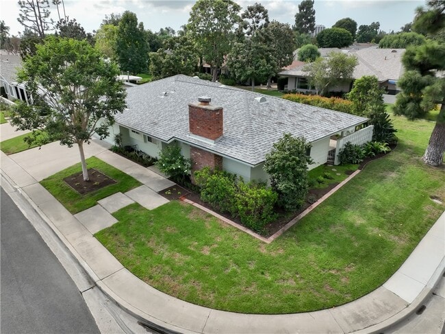 Building Photo - 14281 Acacia Dr