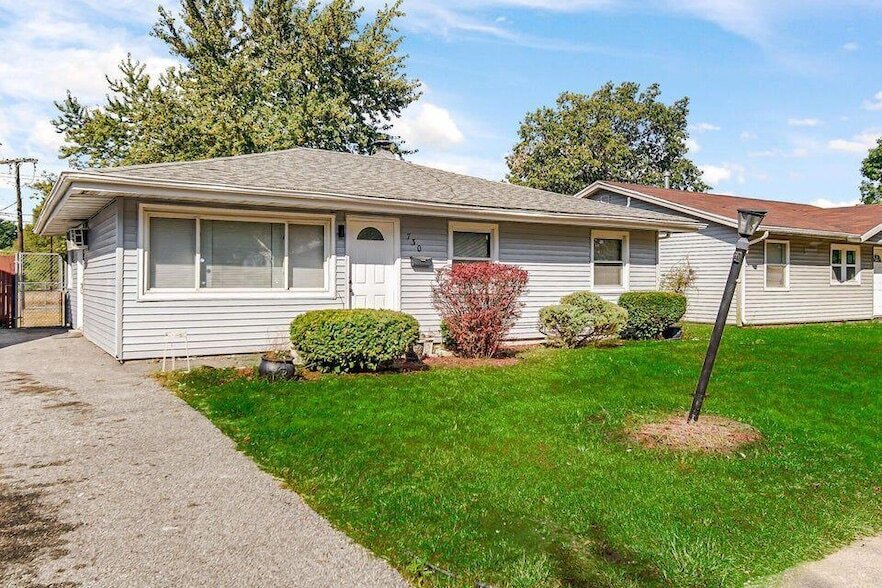Foto principal - 730 Clinton St