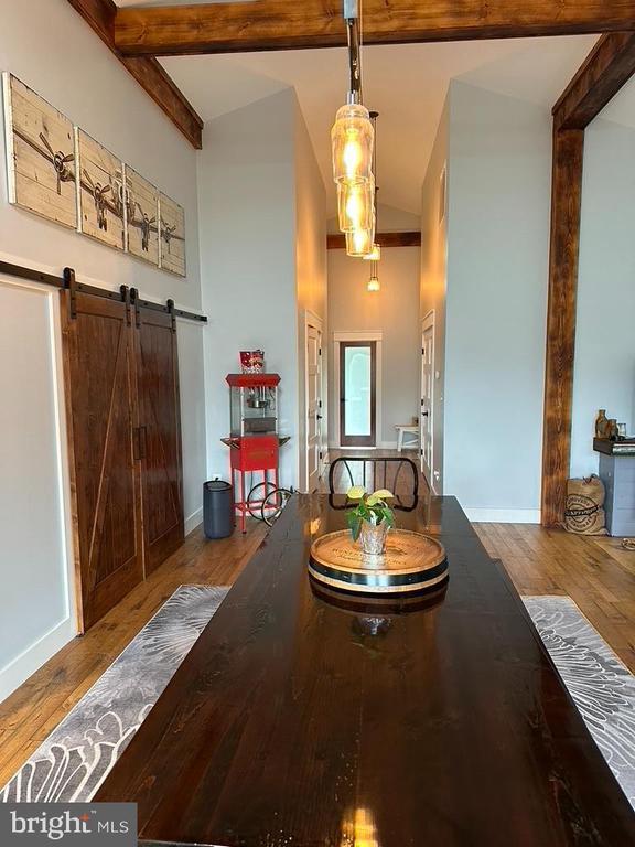 Foto del edificio - 22887 Hopeful Ln