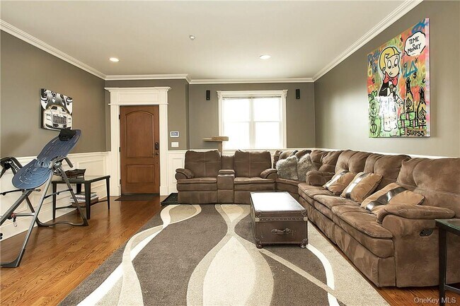 Building Photo - 240 Columbus Ave