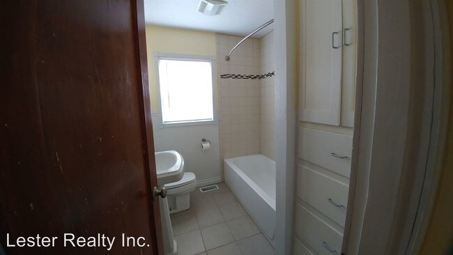 Building Photo - 4426 Peck Dr