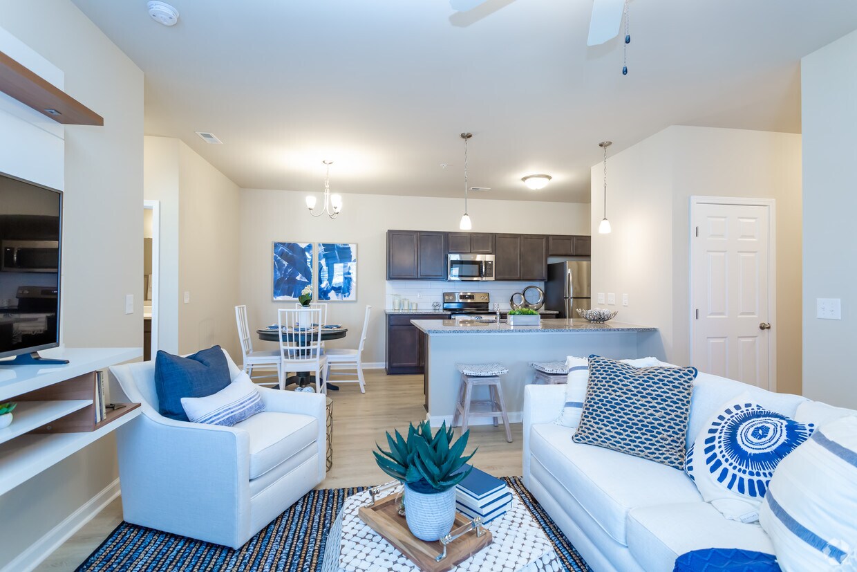 Hawthorne at the Bend Apartments Hampstead, NC