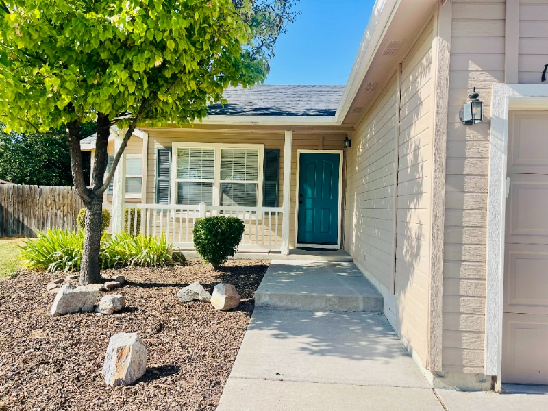 Primary Photo - 1338 W Balboa St