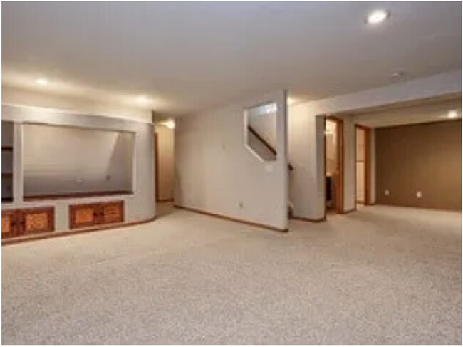 Foto del edificio - 6705 Sleeping Giant Dr