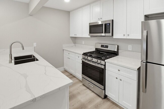 Building Photo - 2987 54th St