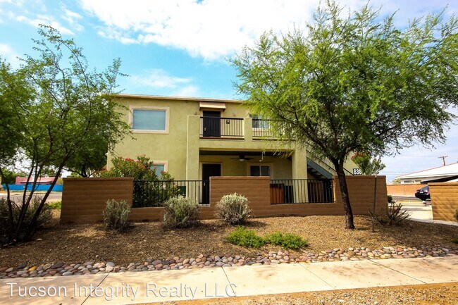 Foto del edificio - 640-642 E Lester St