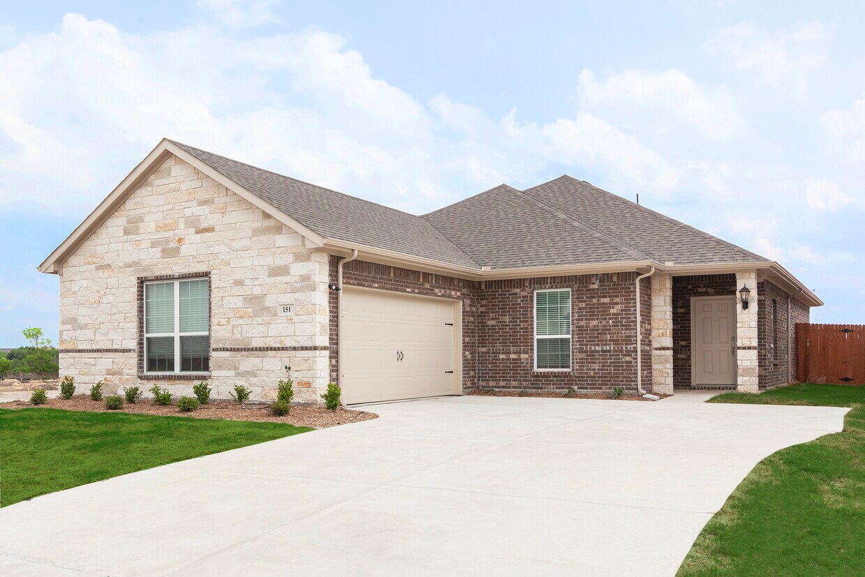 Photo - 166 Northwestern Ave (Red Oak, TX)