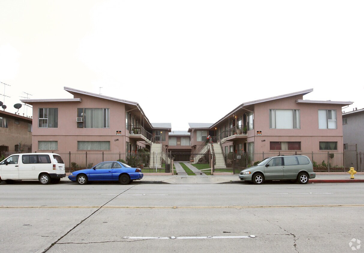 Foto del edificio - 3384-3386 Martin Luther King Jr Blvd