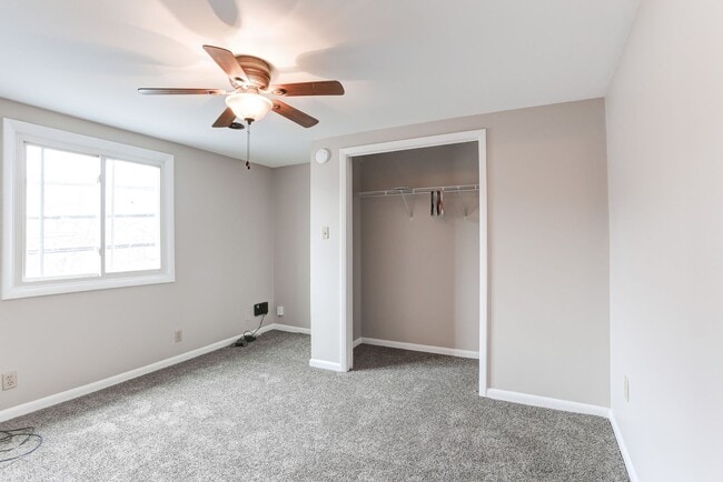 Building Photo - 308 S Enola Dr