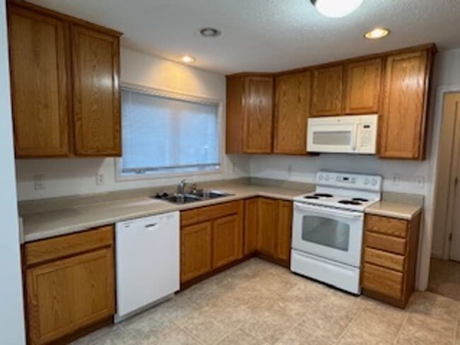 Foto del edificio - 73 Trimmer Trail