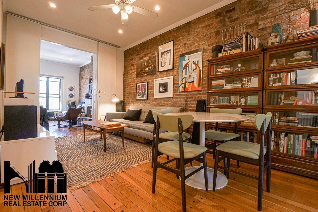 Primary Photo - 359 14th Street