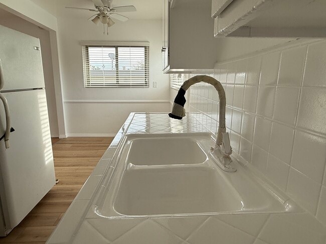 Building Photo - 3632 Greenfield Ave