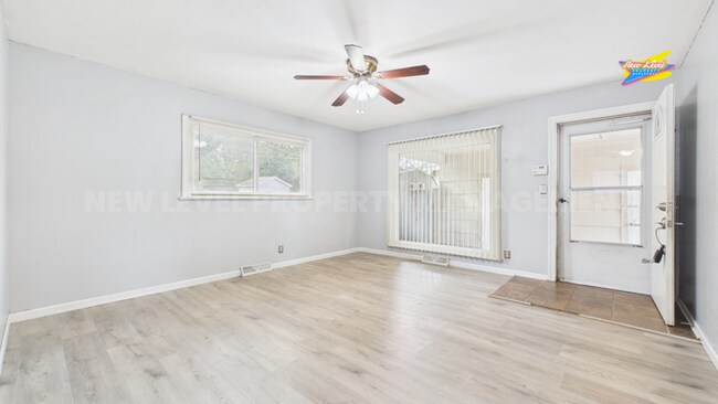 Foto del edificio - 6040 Hartford Dr