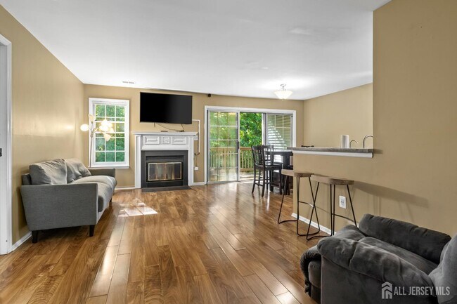 Foto del edificio - 6072 Cedar Ct