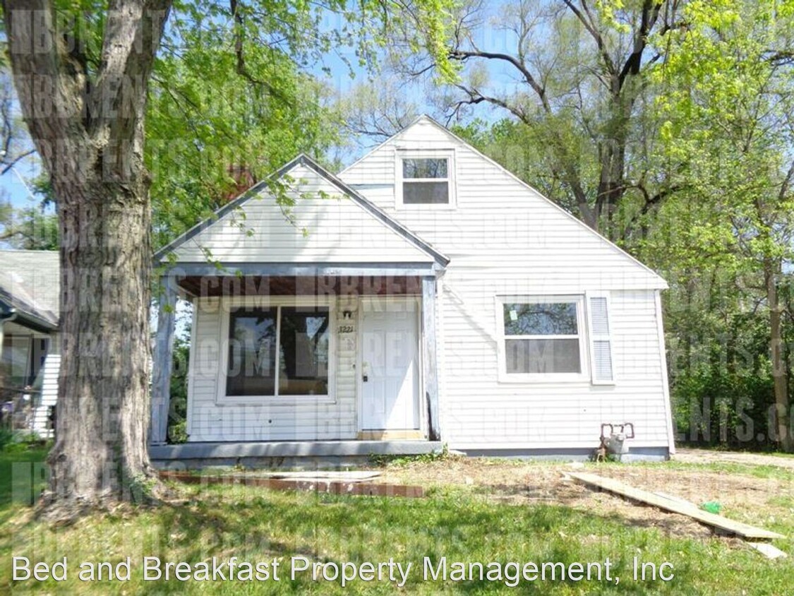 Primary Photo - 3 br, 1 bath House - Riverview 3221
