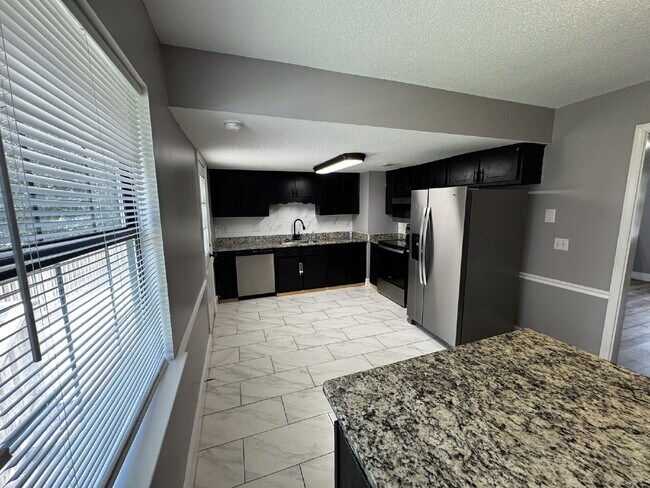 Foto del edificio - Home for Rent