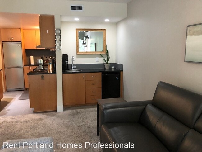 Building Photo - 1 br, 1 bath House - 668 McVey Ave #44
