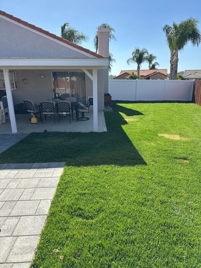 Foto del edificio - 2 bed 2 bath home for rent in Menifee
