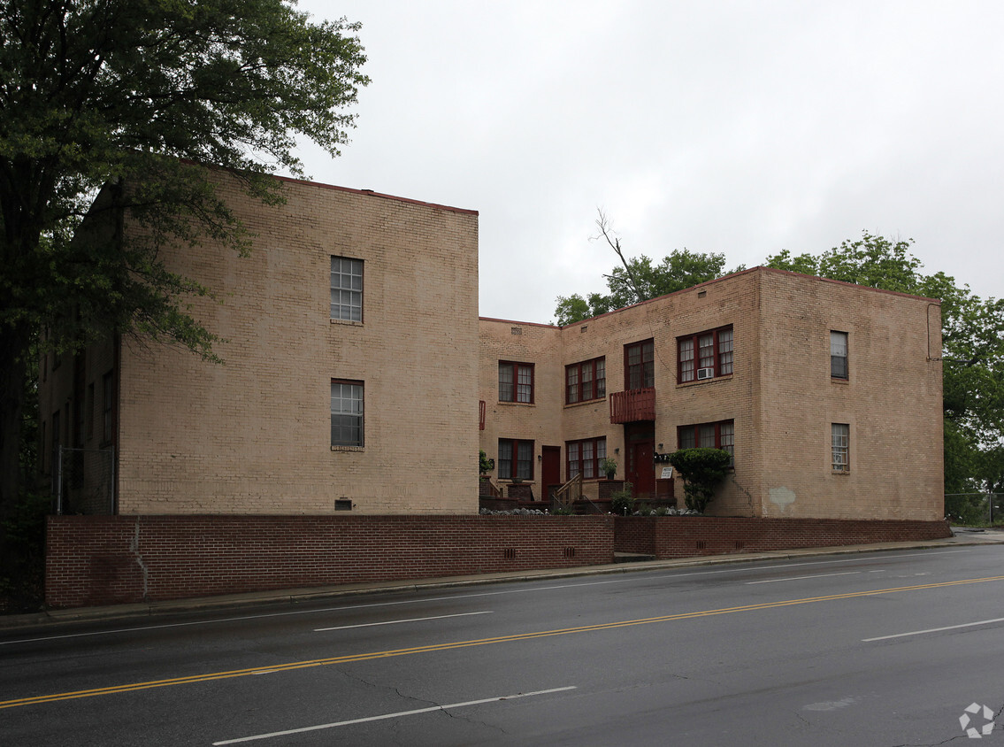 Primary Photo - Langhorn Street Apartments