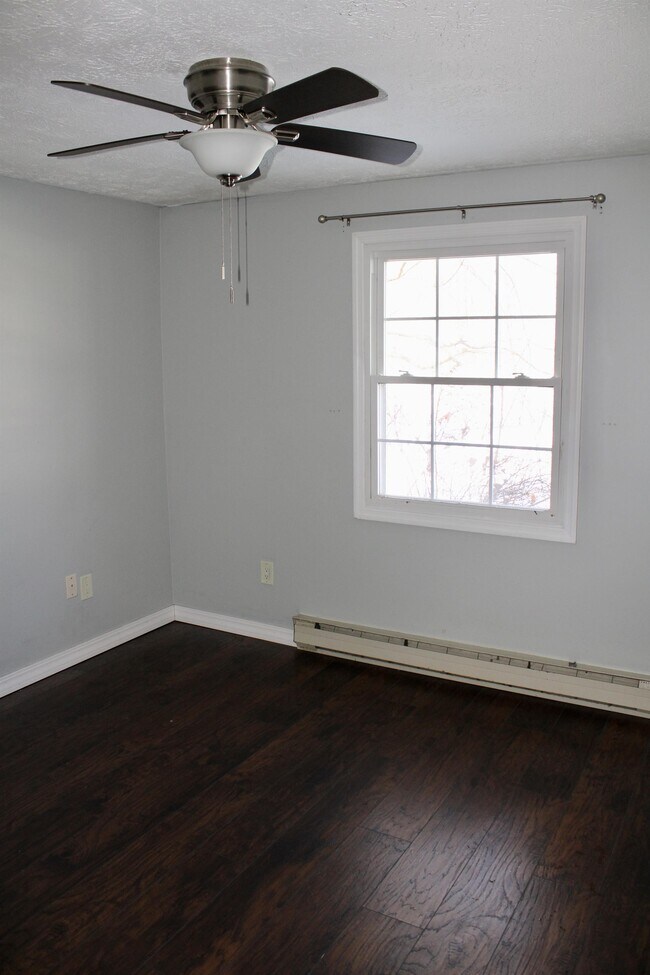 Building Photo - 29 Desales Ave