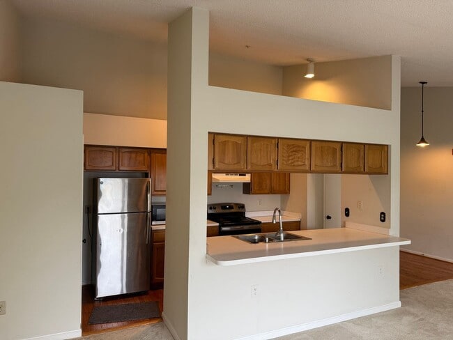 Foto del edificio - Spacious 2 Bedroom 2 Bathroom Condo in Aspen Hill