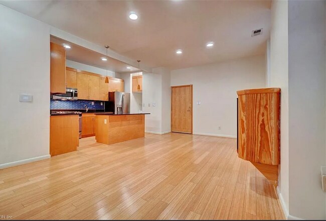 Foto del edificio - 520 W Olney Rd