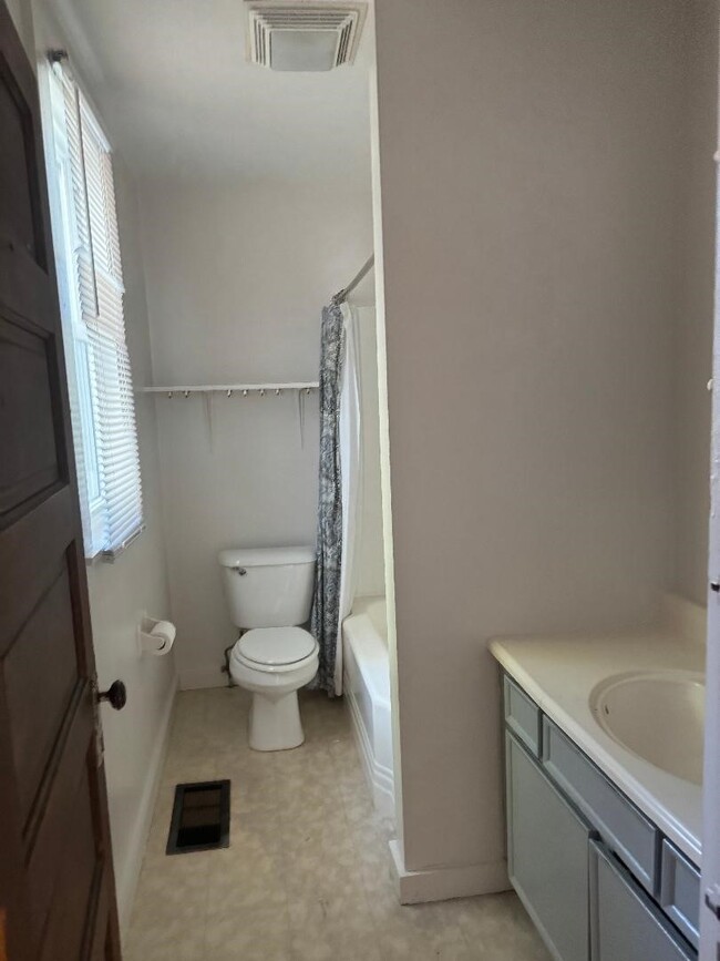 Downstairs full bath - 609 W Main St