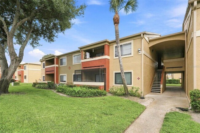 Building Photo - 646 Kenwick Cir