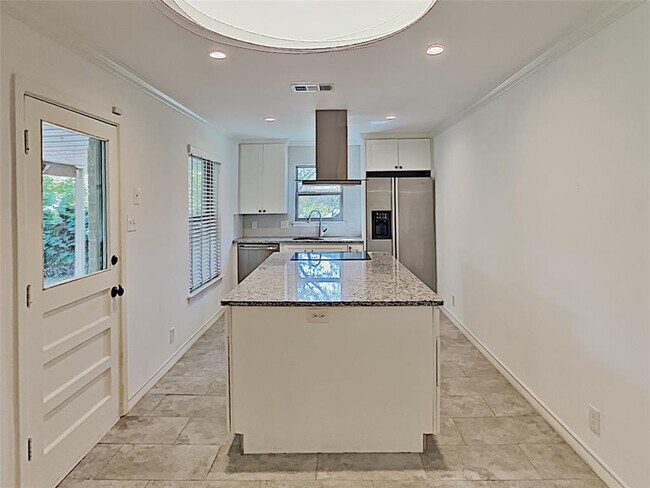 Foto del edificio - 3106 Woodwind Ln