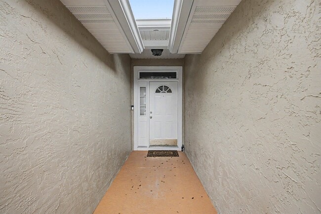 Building Photo - 1850 Newman Ln