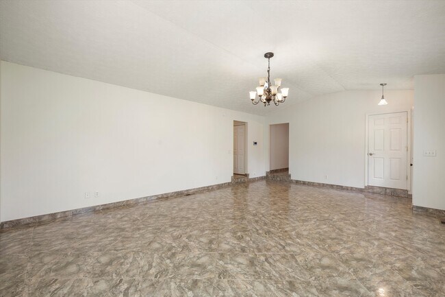 Building Photo - 7481 Pinewood Dr