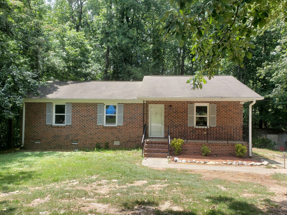 Foto principal - 19 Wildwood Rd