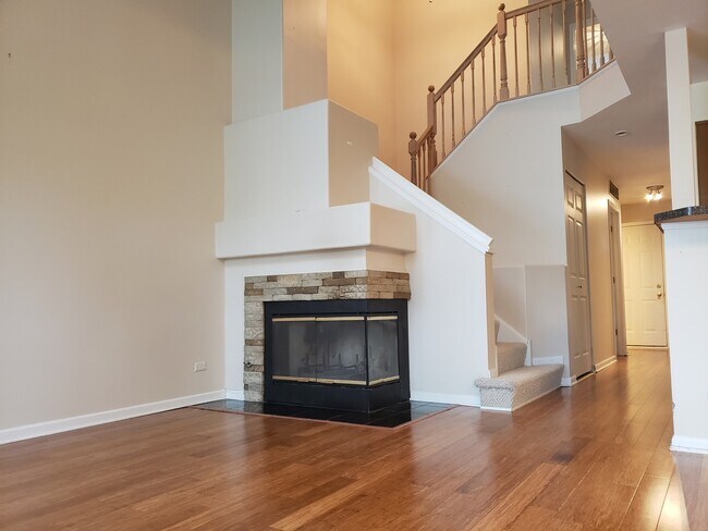 Building Photo - 9050 W Heathwood Dr