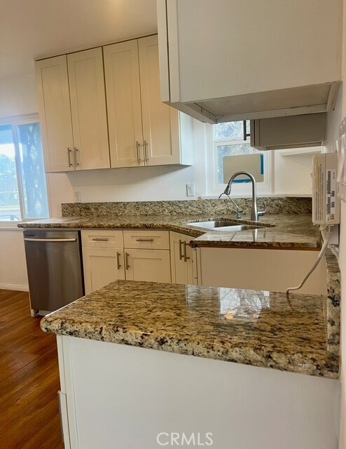 Foto del edificio - 1026 Wellwood Ave