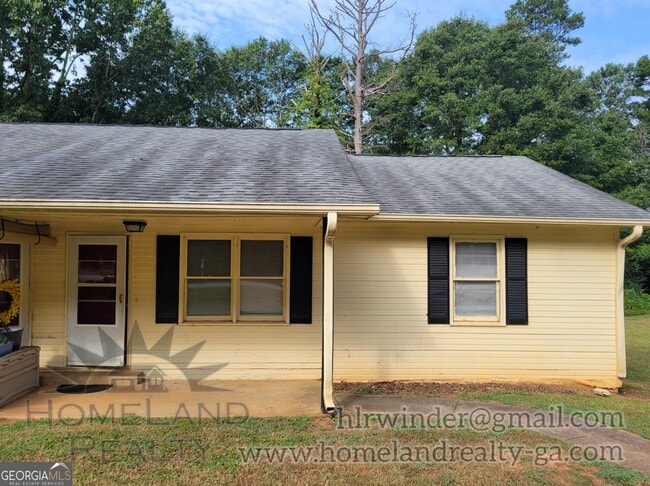 Building Photo - 6 Candlewood Terrace NE