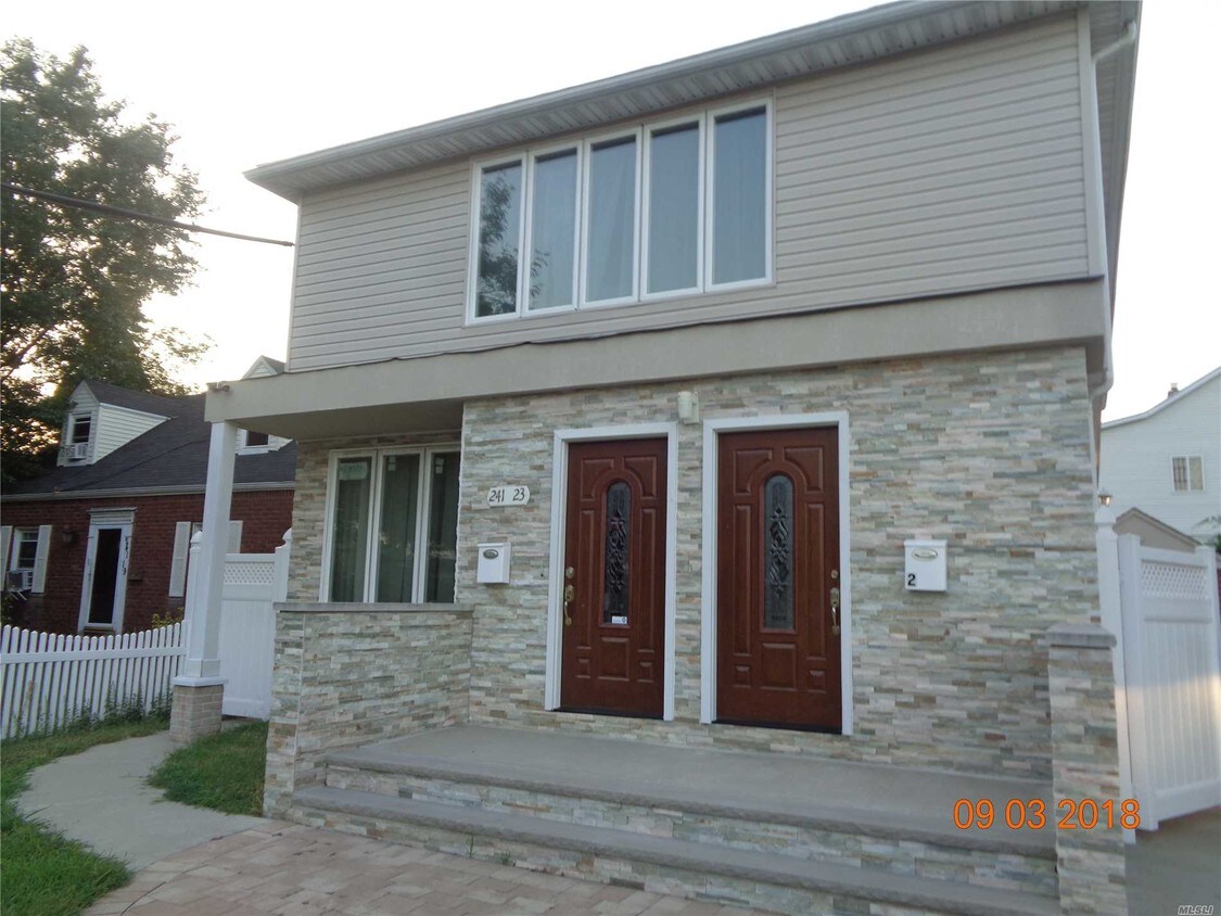 Primary Photo - 241-23 147th Ave