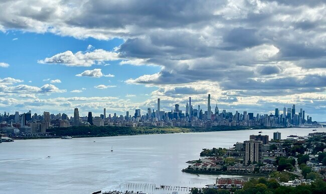 Foto del edificio - 100 Old Palisade Rd