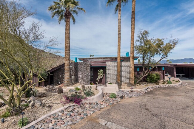Foto del edificio - 6102 E Quartz Mountain Rd