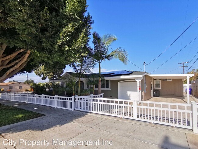 Building Photo - 3 br, 2 bath House - 7460 Baltic St.