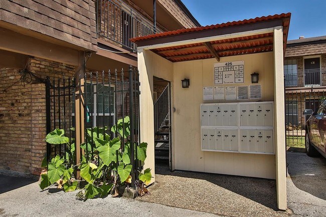 Foto del edificio - 425 Emerson St