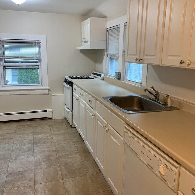 Foto del edificio - 124 17th Ave