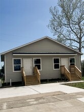 Building Photo - 103 Lincoln Cedars Dr